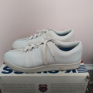 Just hanging as around